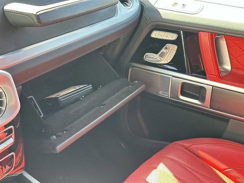 Certified 2022 Mercedes-Benz G 63 AMG 4MATIC image 33