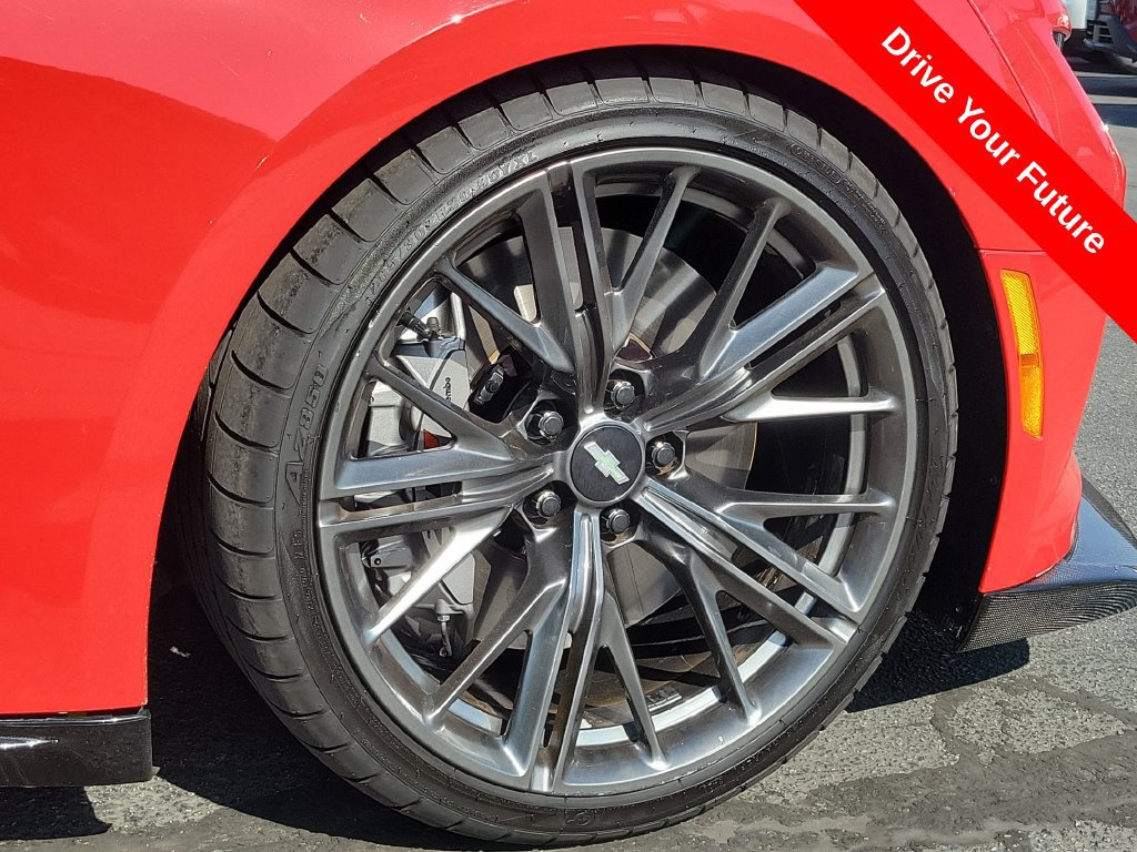 Used 2017 Chevrolet Camaro ZL1 RWD image 29