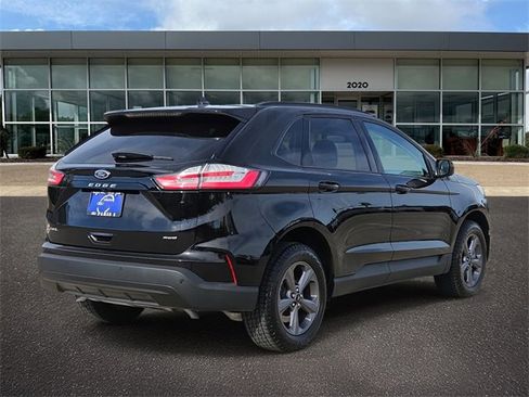 Certified 2024 Ford Edge SEL w/ Sport Appearance Package image 4