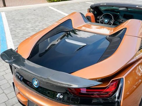 Used 2019 BMW i8 Roadster AWD/4WD image 54