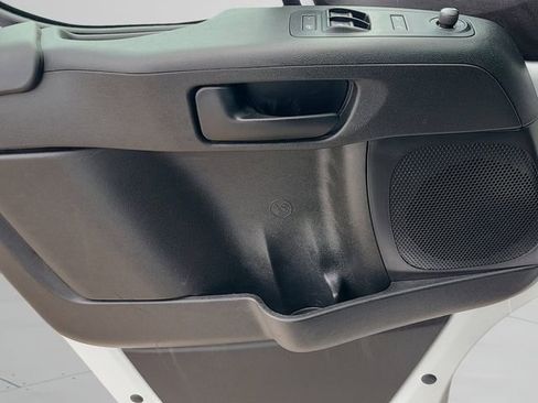 Used 2025 RAM ProMaster 3500 w/ Convenience Group image 8