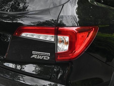 Certified 2022 Honda Pilot Touring image 13