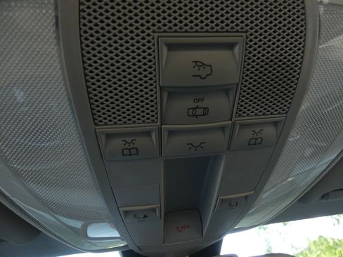 Used 2015 Mercedes-Benz GLK 350 2WD image 55