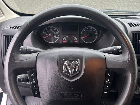 Used 2019 RAM ProMaster 2500 w/ Interior Convenience Group image 12