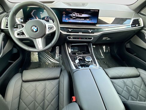 New 2026 BMW X5 sDrive40i w/ M Sport Package RWD image 16