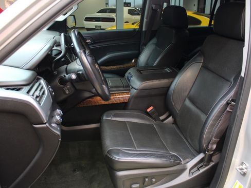 Used 2015 Chevrolet Tahoe LTZ AWD/4WD image 27