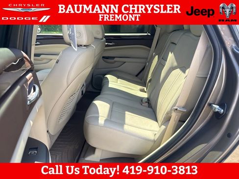 Used 2015 Cadillac SRX Luxury w/ Driver Awareness Package FWD image 25