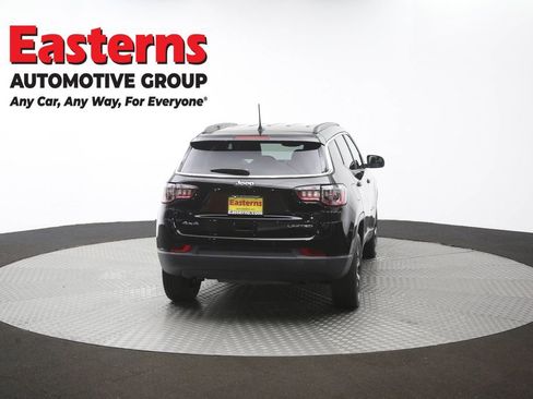 Used 2025 Jeep Compass Limited AWD/4WD image 34