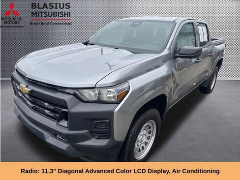 Used 2023 Chevrolet Colorado W/T RWD image 10