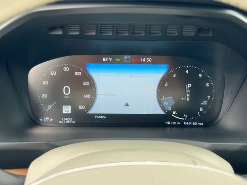 Used 2016 Volvo XC90 T6 Inscription w/ Vision Package image 28