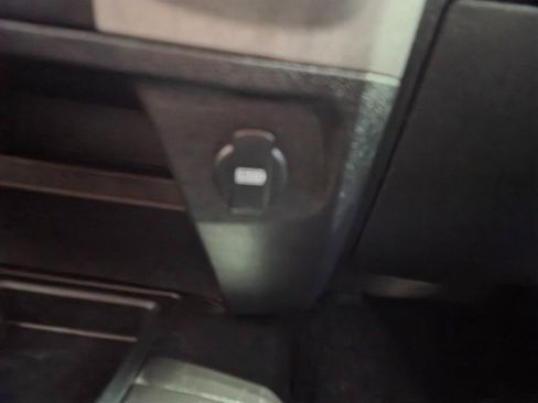 Used 2016 RAM 3500 Tradesman w/ Chrome Appearance Group image 53