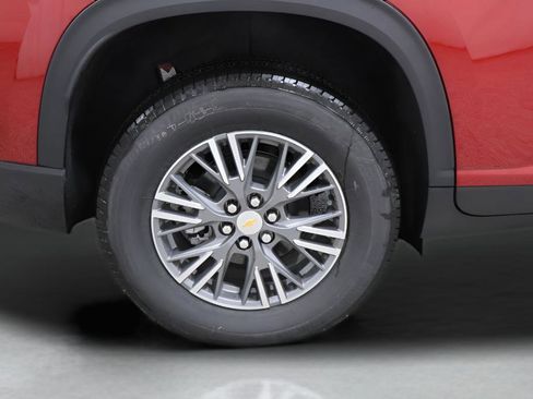 New 2026 Chevrolet Traverse LT w/ LPO, Floor Liner Package image 34