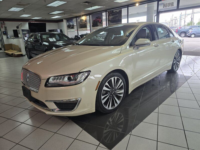 Used 2018 Lincoln MKZ Select w/ Select Plus Package AWD/4WD image 1