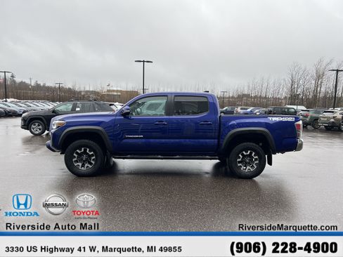 Used 2022 Toyota Tacoma TRD Off-Road image 5