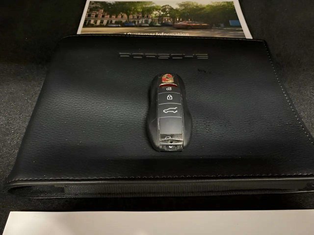 Used 2023 Porsche Macan AWD/4WD image 79
