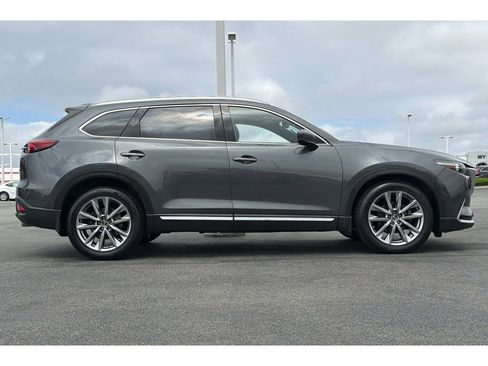 Used 2018 MAZDA CX-9 Signature AWD/4WD image 3