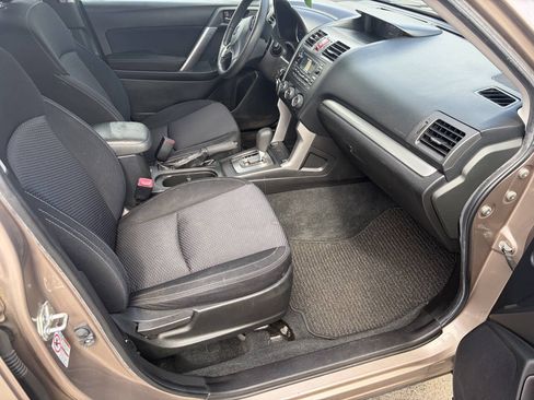 Used 2014 Subaru Forester 2.5i Premium w/ All-Weather Package AWD/4WD image 12