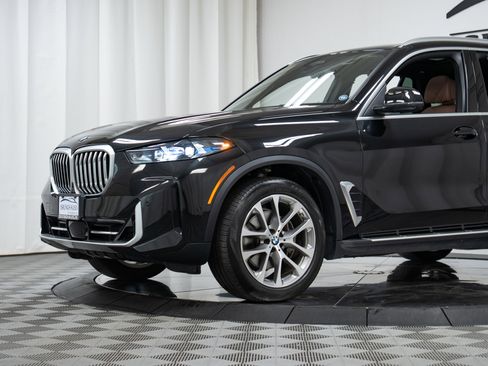 Certified 2024 BMW X5 xDrive40i w/ Premium Package image 25