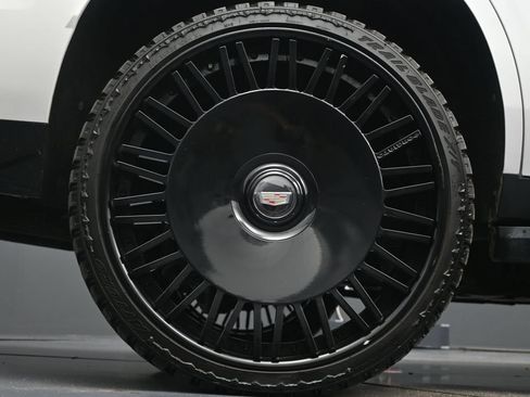 Used 2021 Cadillac Escalade Sport AWD/4WD image 9