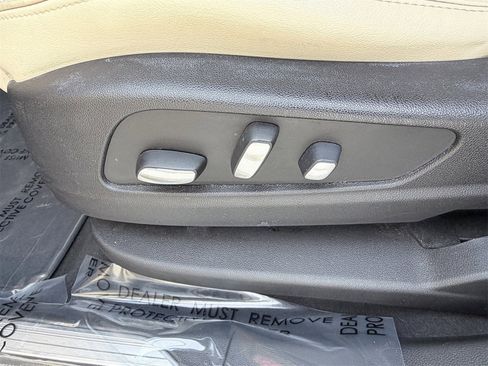 Used 2018 Cadillac XT5 Luxury w/ Driver Awareness Package image 20