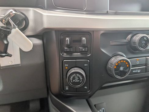 New 2026 Ford F250 XLT w/ Tremor Off-Road Package AWD/4WD image 12