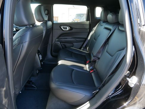 New 2026 Jeep Compass Limited image 8