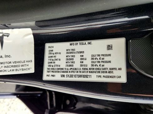 Used 2024 Tesla Model 3 Performance AWD/4WD image 23