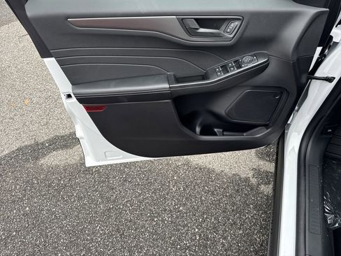 New 2026 Ford Escape Active image 10