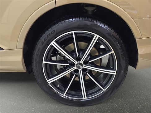 Used 2025 Audi Q7 2.0T Premium Plus w/ Premium Plus Package image 35