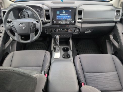 Used 2024 Nissan Frontier SV w/ SV Convenience Package RWD image 31