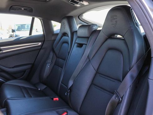 Used 2022 Porsche Panamera Platinum Edition RWD image 20