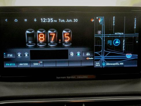 Used 2022 Hyundai Santa Fe SEL w/ Convenience + Premium Package AWD/4WD image 23