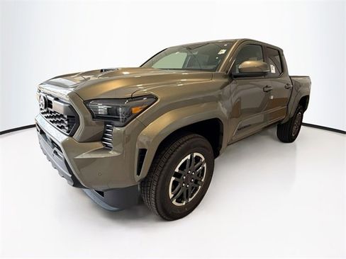 New 2025 Toyota Tacoma TRD Sport image 3