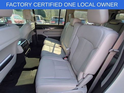 Certified 2023 Jeep Wagoneer - w/ Premium Group I image 31