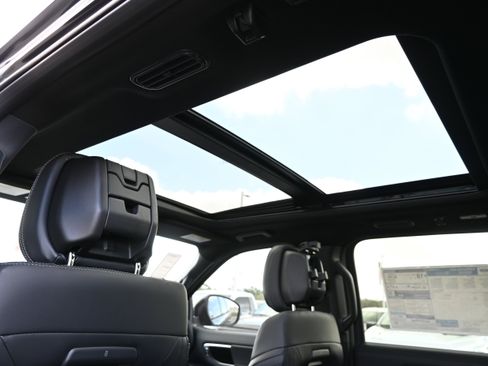 New 2026 Ford Expedition Max Platinum w/ Stealth Appearance Package image 38