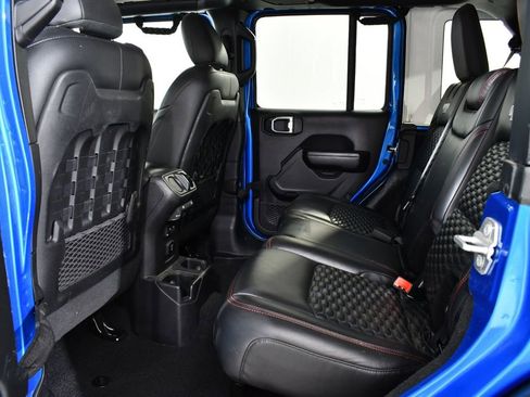 Used 2021 Jeep Wrangler Unlimited Rubicon image 16