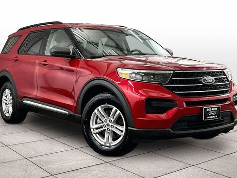 Certified 2020 Ford Explorer XLT w/ Class III Trailer Tow Package image 2