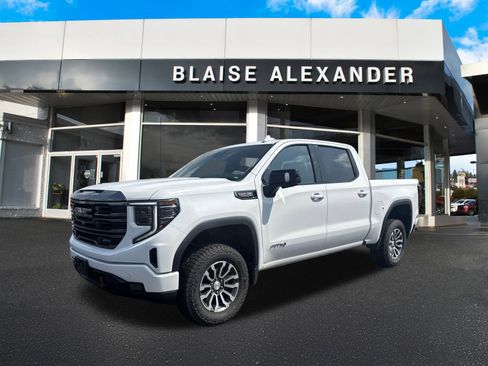 Used 2023 GMC Sierra 1500 AT4 image 8
