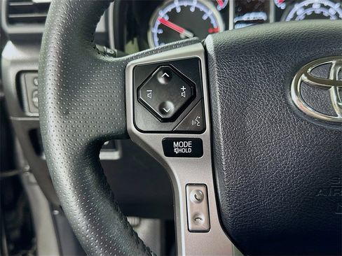 Used 2022 Toyota 4Runner Limited image 22