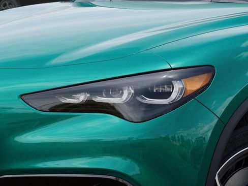 New 2025 Alfa Romeo Stelvio Sprint w/ Convenience Package AWD/4WD image 11