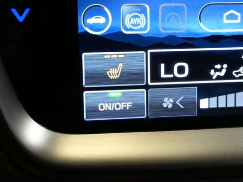 Certified 2025 Subaru Outback Premium AWD/4WD image 37