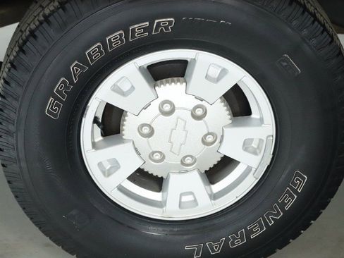 Used 2004 Chevrolet Colorado LS w/ Power Convenience Package image 35