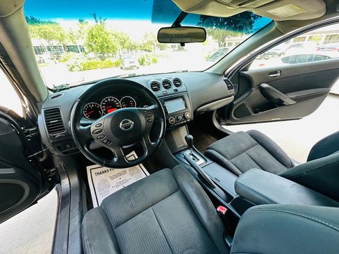 Used 2013 Nissan Altima 2.5 S w/ Premium Pkg FWD image 16