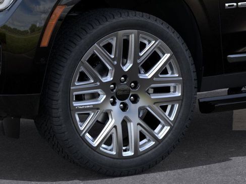 New 2026 GMC Yukon XL Denali Ultimate w/ LPO, Floor Liner Package image 9