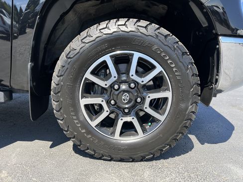 Used 2021 Toyota Tundra 1794 Edition w/ TRD Off-Road Package AWD/4WD image 11