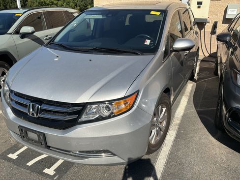 Used 2015 Honda Odyssey EX-L image 3