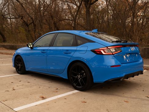 Certified 2025 Honda Civic Sport image 7