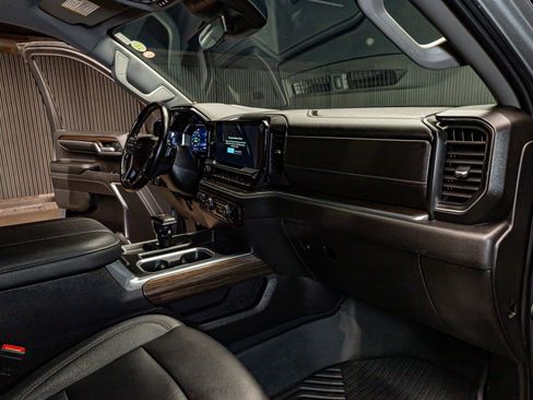Used 2024 Chevrolet Silverado 1500 RST image 15