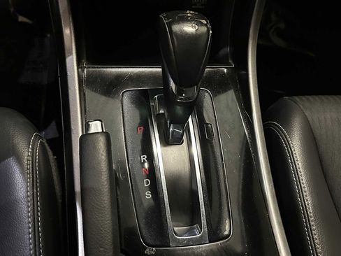 Used 2016 Honda Accord Sport image 15