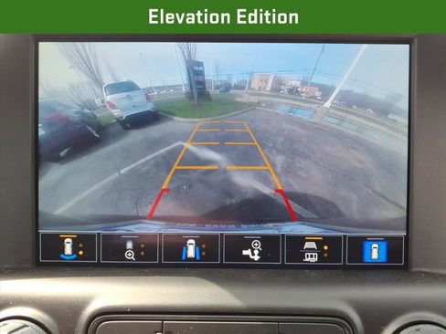 Certified 2023 GMC Terrain SLT w/ Tech Package image 23